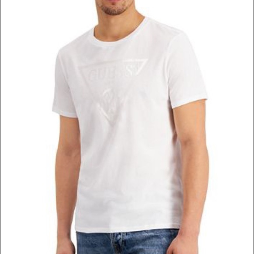 •Guess• embossed logo tee